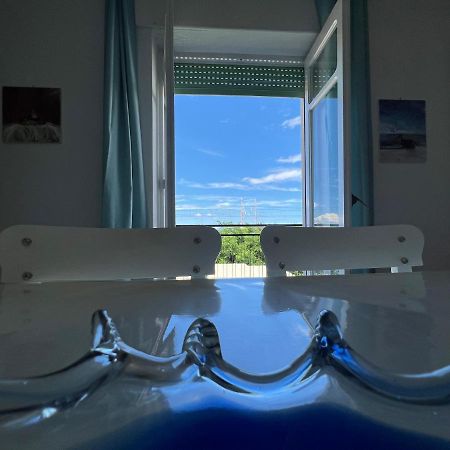 Amelia A Mare Apartment Paola Luaran gambar