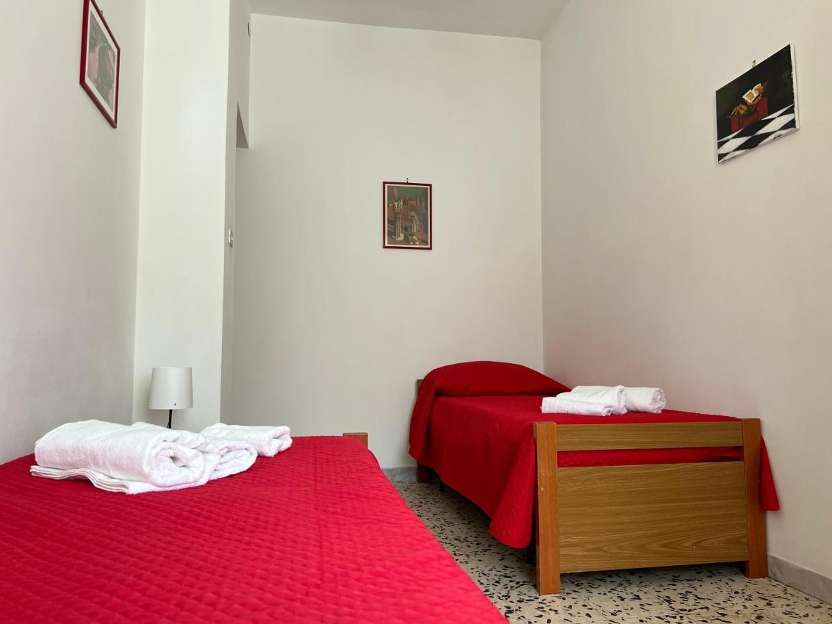 Amelia A Mare Apartment Paola Luaran gambar