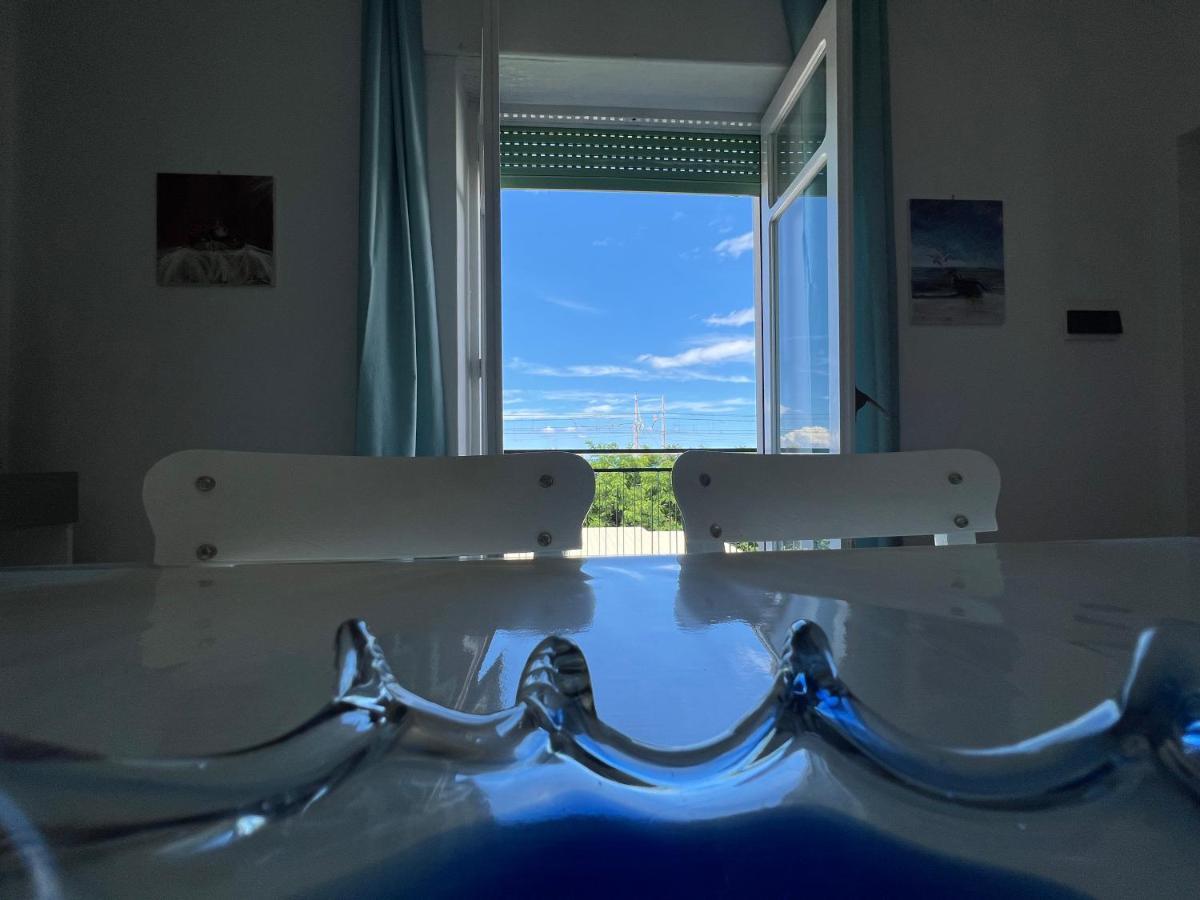 Amelia A Mare Apartment Paola Luaran gambar